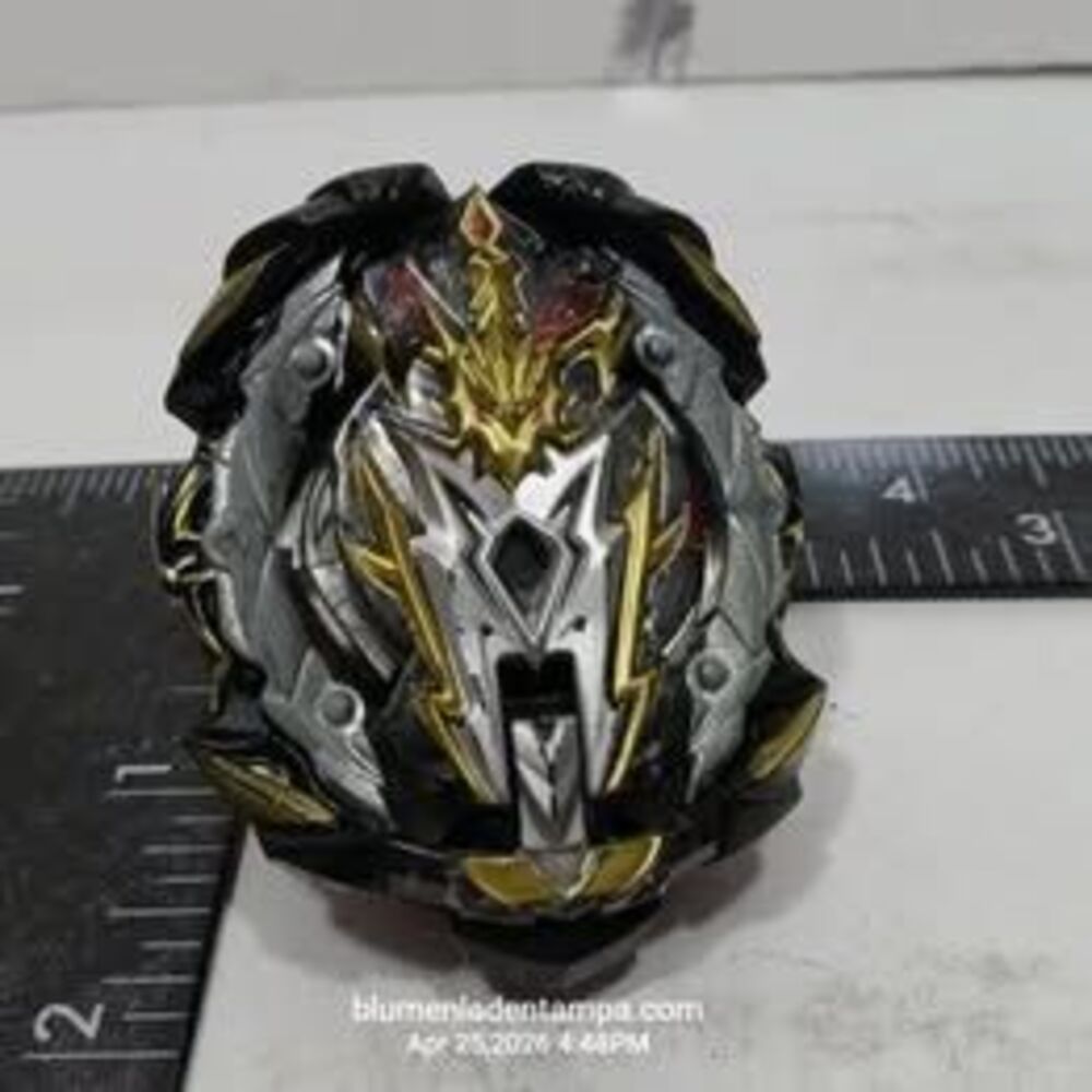 Beyblade Burst Surge Speedstorm Demise Devolos D6